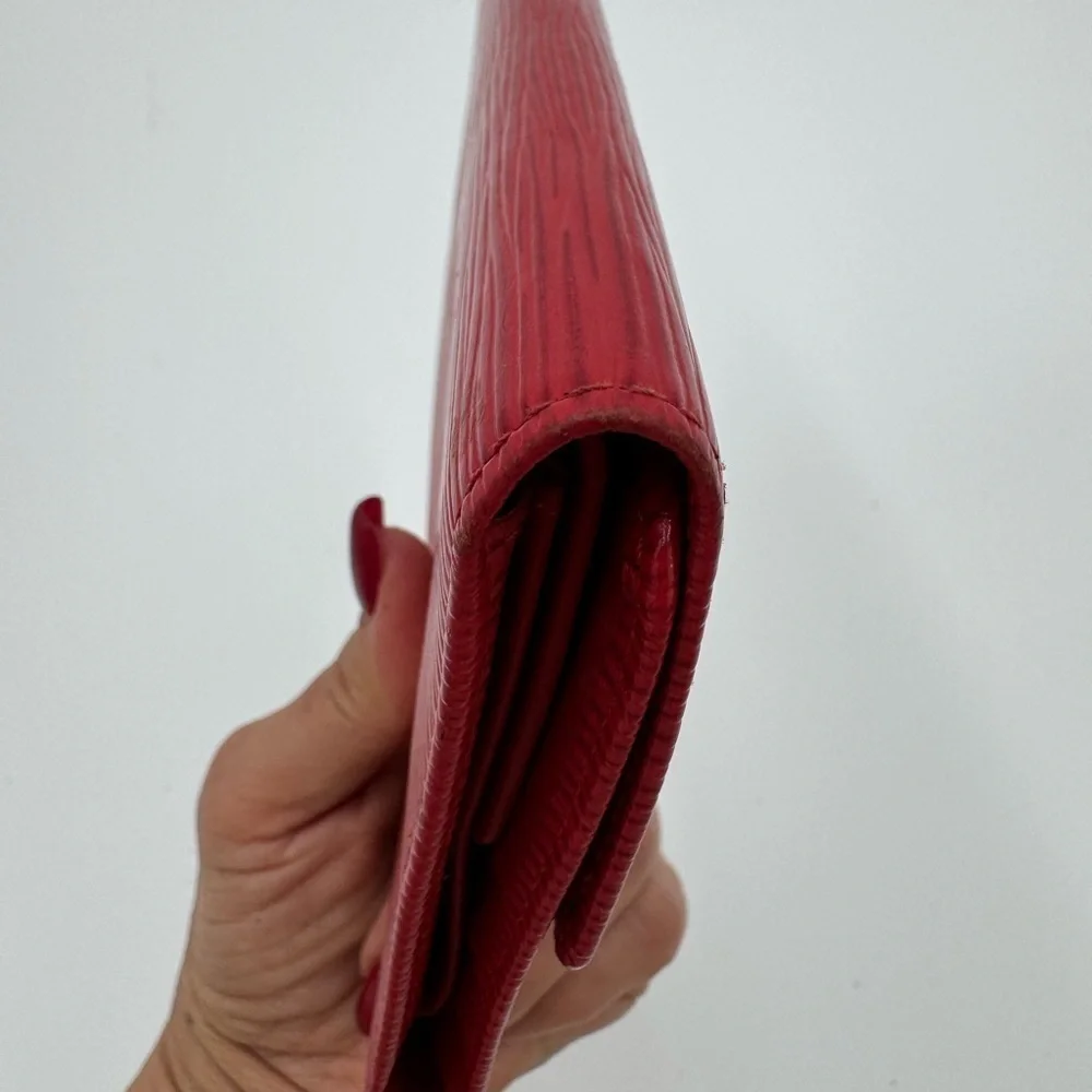 Authentic Louis Vuitton Red Epi Leather Porte Tresor International Wallet